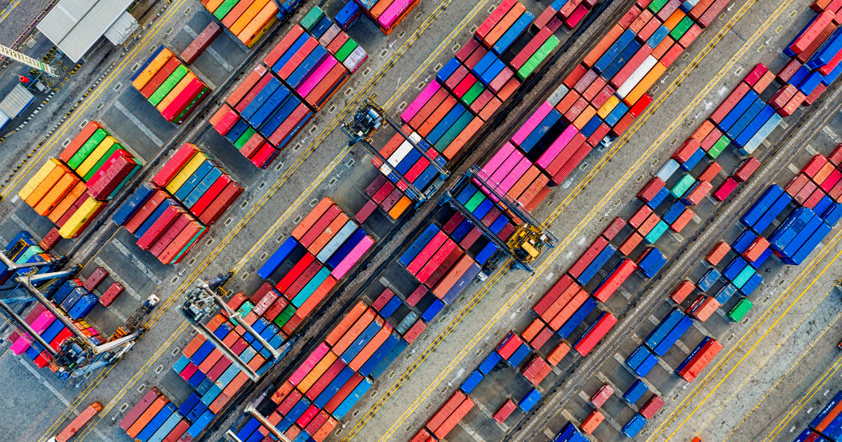 Direct drive or two-up: how urgent freight actually gets there